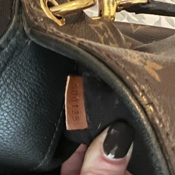 Louis Vuitton Pallas Monogram Noir w/ black cowhide trim, brown handles. - Picture 11 of 14